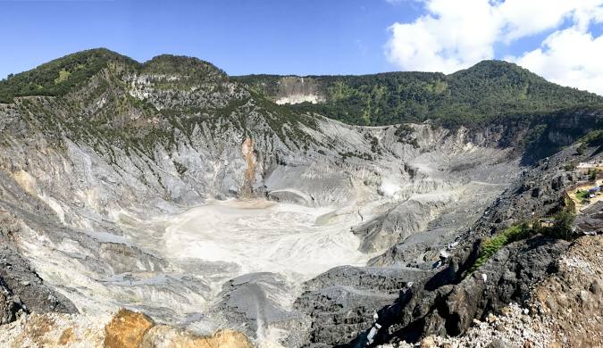 Tangkuban Perahu